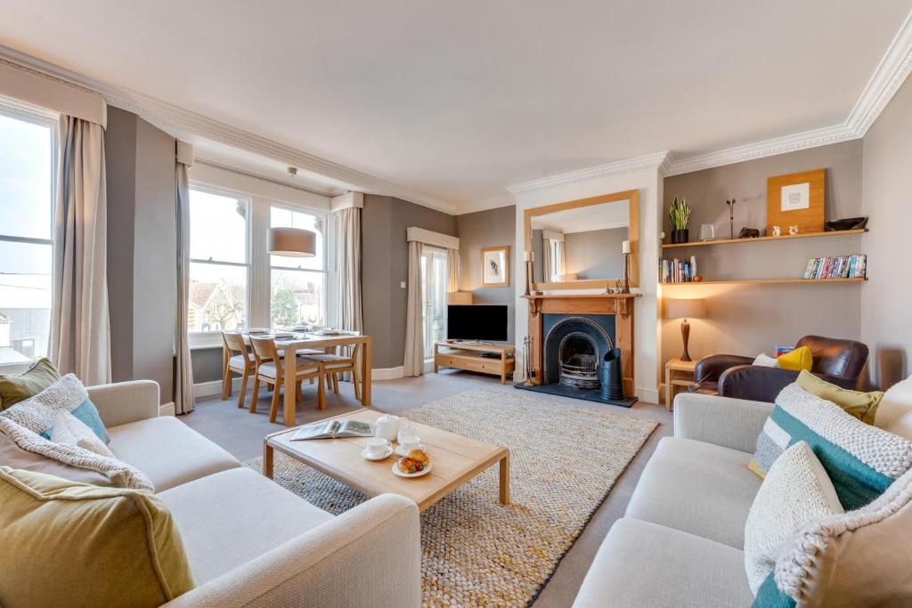 Postmasters, Southwold