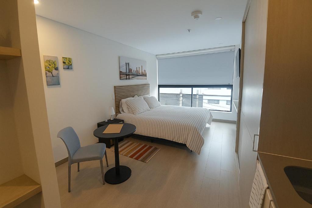 Suite Ejecutiva Arezzo Edificio Turístico en Santa Bárbara, Usaquen - 2