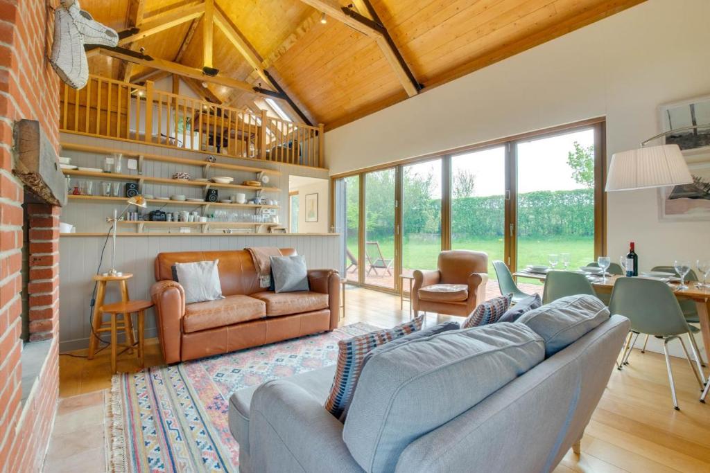 The Folly Barn, Debenham