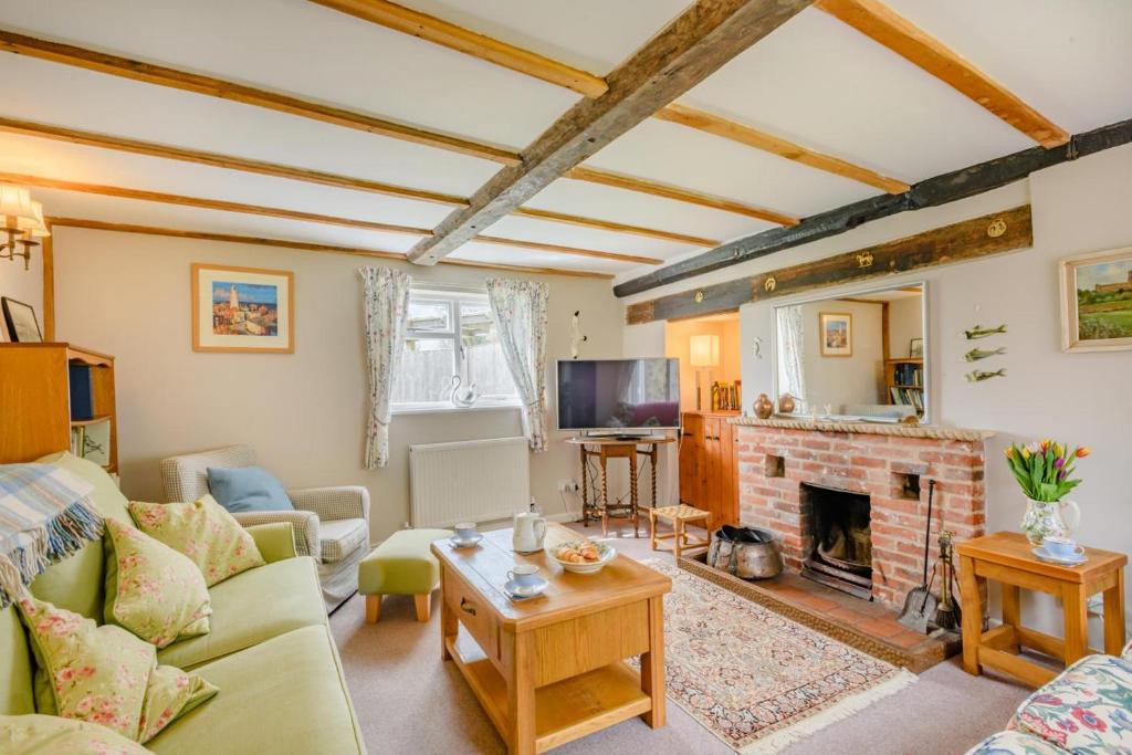 2 The Homestead, Frostenden