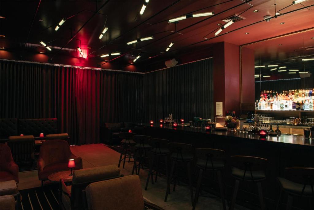 Bar/lounge