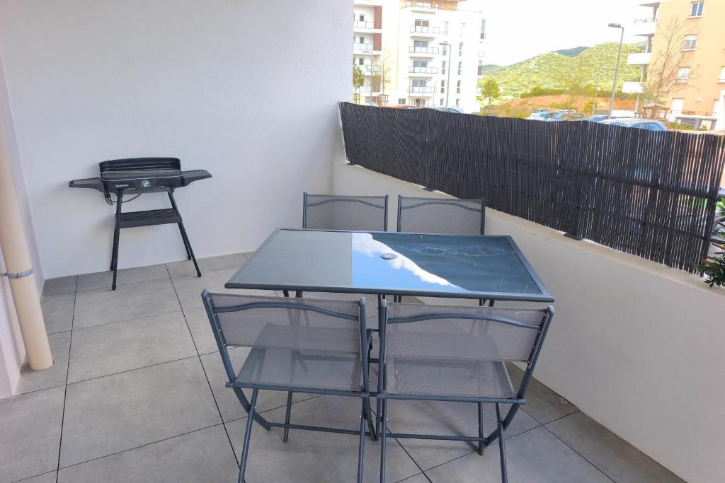 T2 apartment with terrace - 4