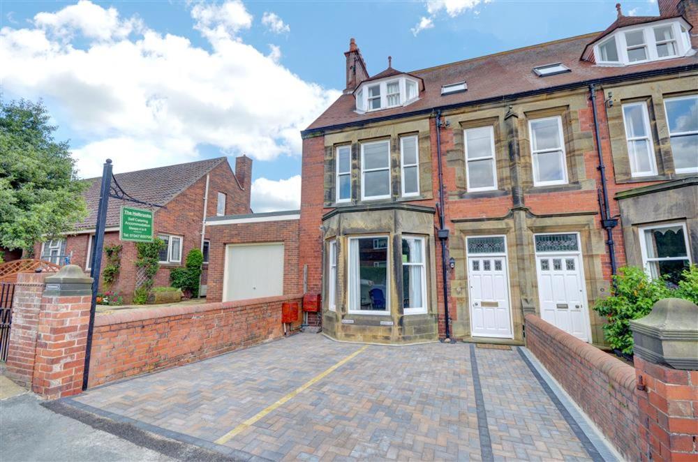 Holbrooks House, Robin Hood's Bay