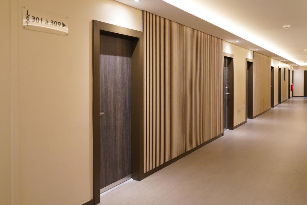 호텔 보리바쥬 외관 또는 주변 해변 전경