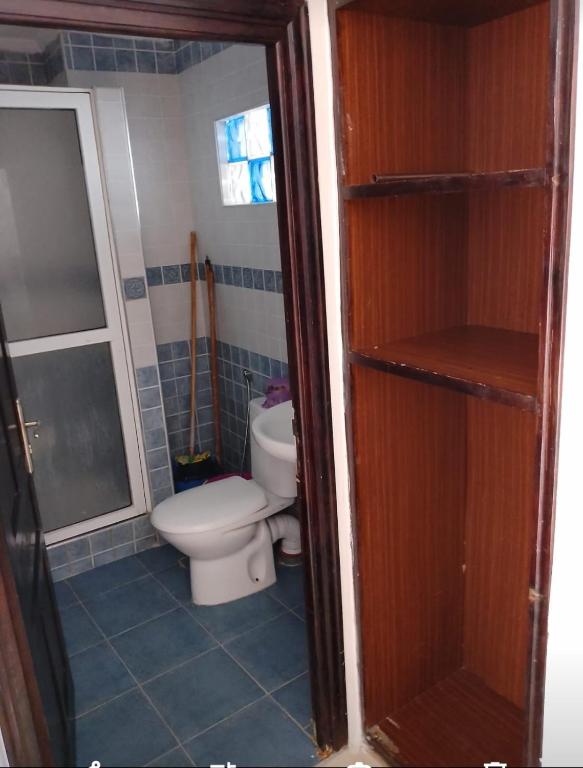 Apparemment 1, Mʼdik