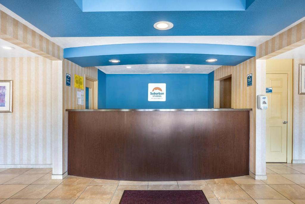 Suburban Studios Branson On The Strip, Branson