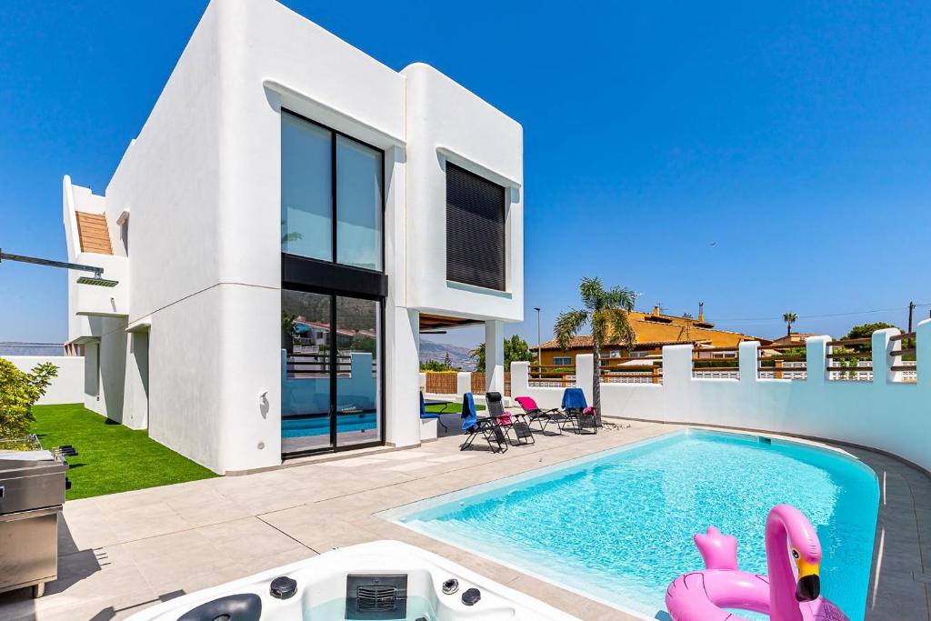 Albir Albatros, Albir