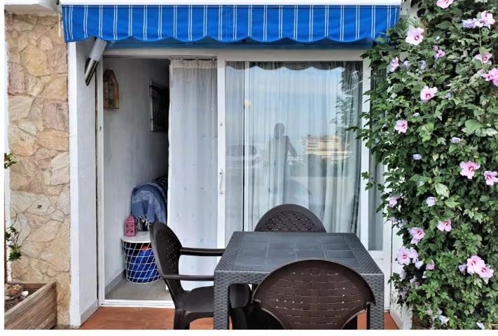 Studio overlooking the bay of Roses - 5