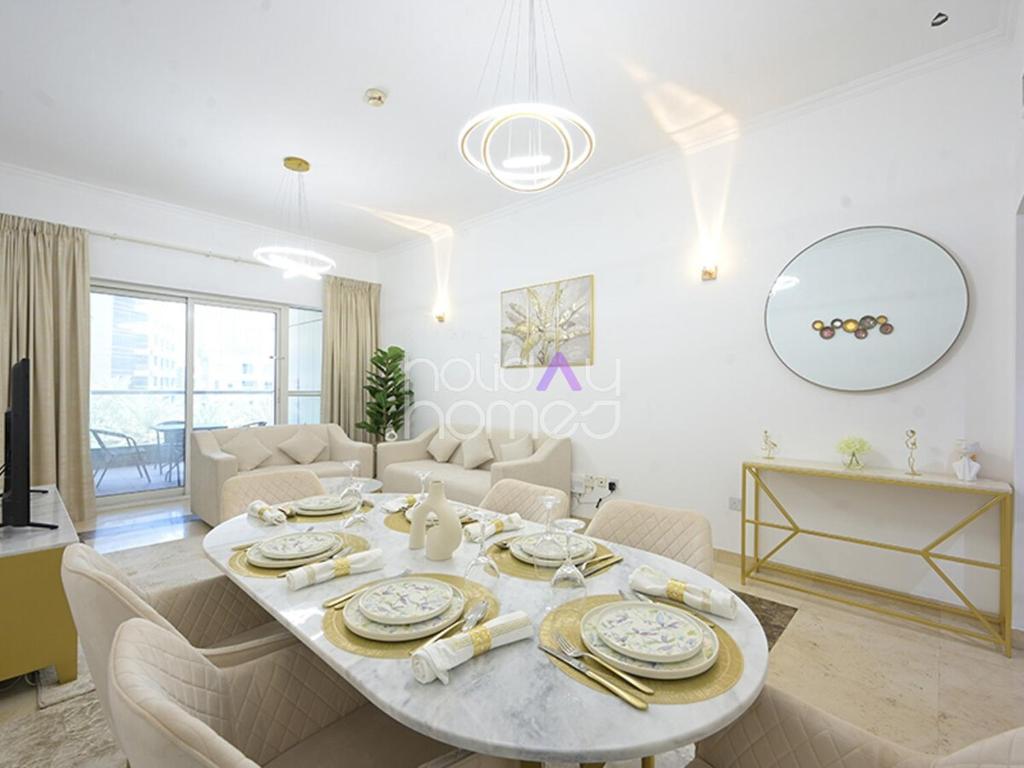 Spacious 3BR in Zen Tower Dubai Marina, Dubaj