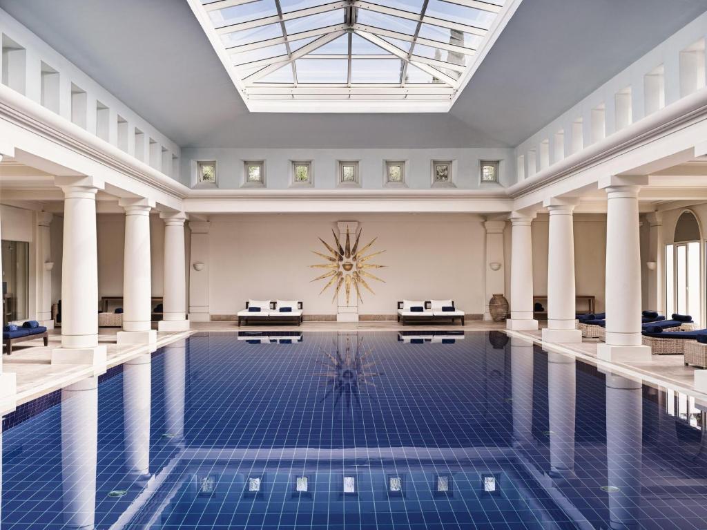 Swimming pool, Anassa Cyprus in Neokhorio