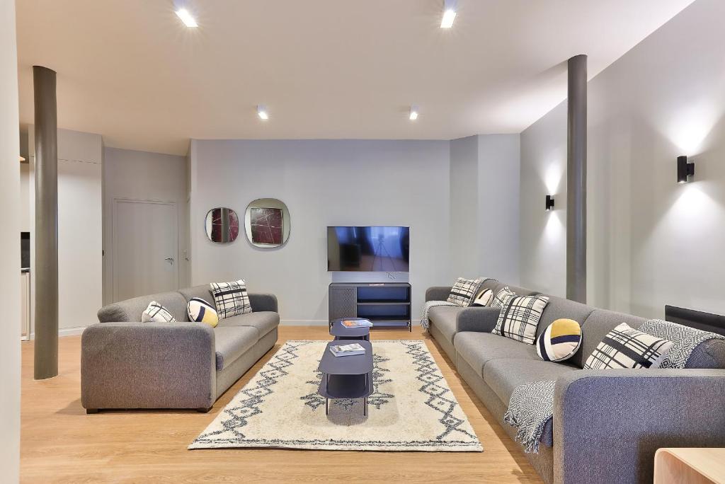 UrbanFlat 124 - Spacious Home in the Heart of Paris - 3