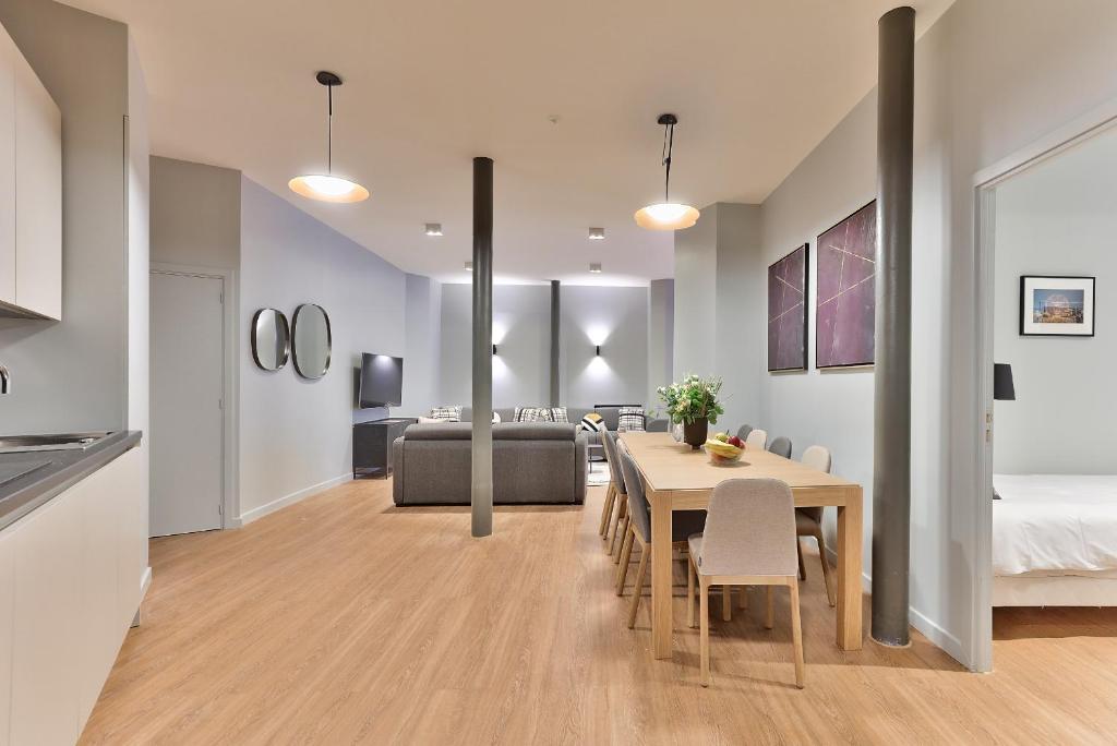 UrbanFlat 124 - Spacious Home in the Heart of Paris - 5