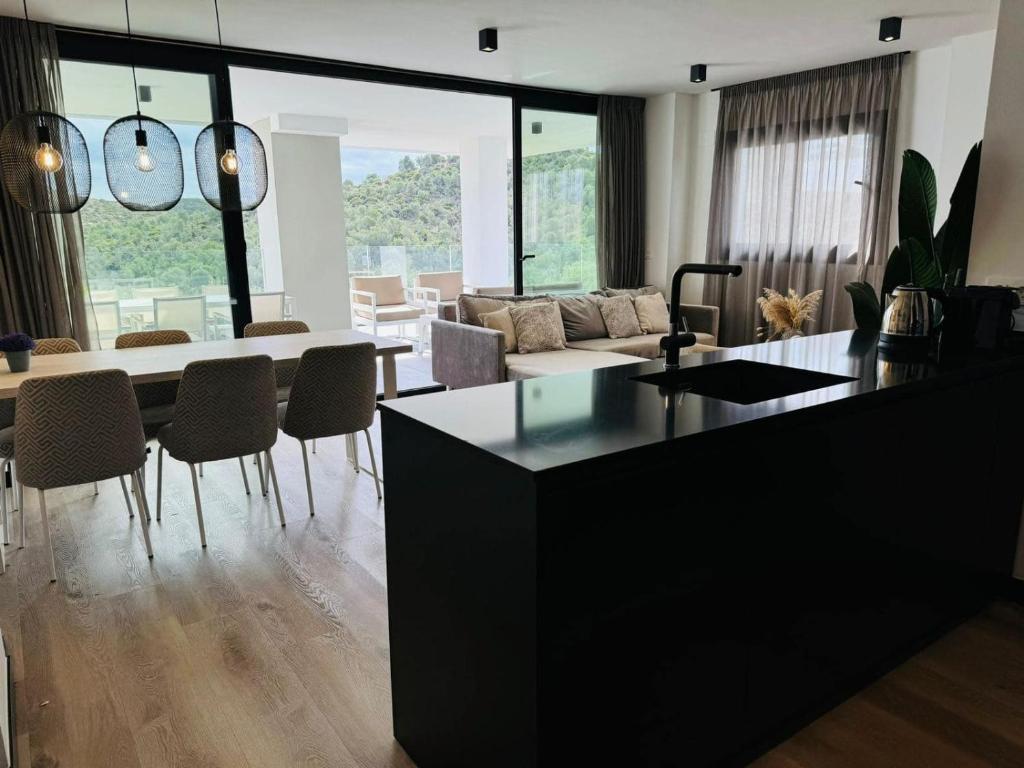 Hacienda el Sueno 3301 - 3