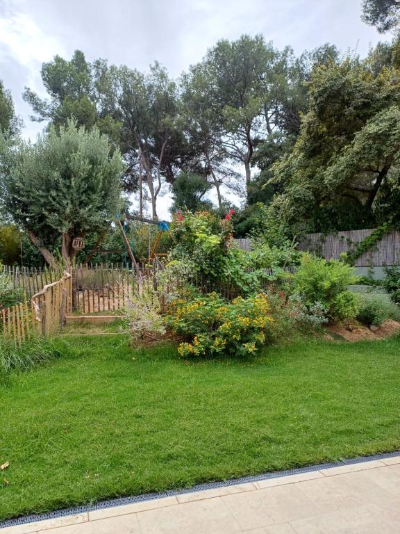 Appartement en rez de jardin 4 personnes - 2