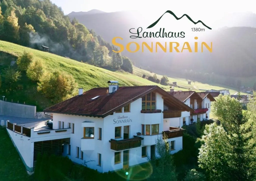 Landhaus Sonnrain Fendels, hotell sihtkohas Fendels