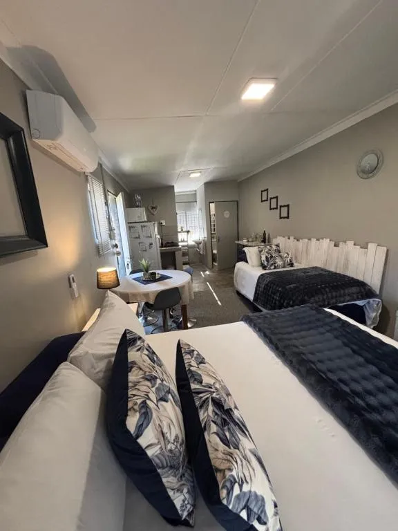 Stellies Accommodation - Room 1, hotel in Keetmanshoop