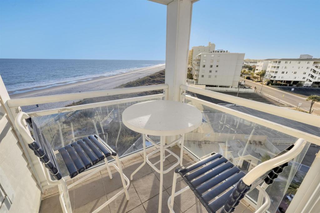 North Myrtle Newly Remodeled Oceanfront View Suite, Myrtle Beach