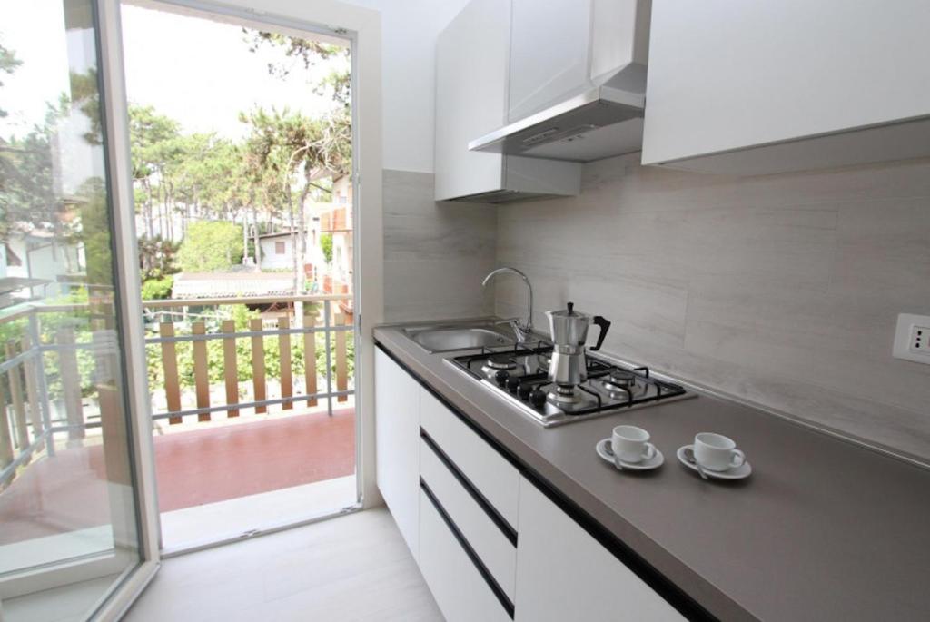 Beautiful villa with terrace - 4