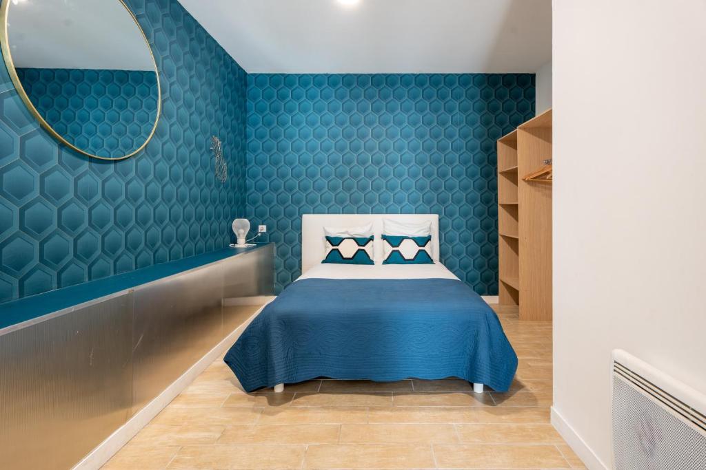 Angoulême, cosy T2 centre ville , TV , WIFI , 4 pers , moderne , parking, Angoulême