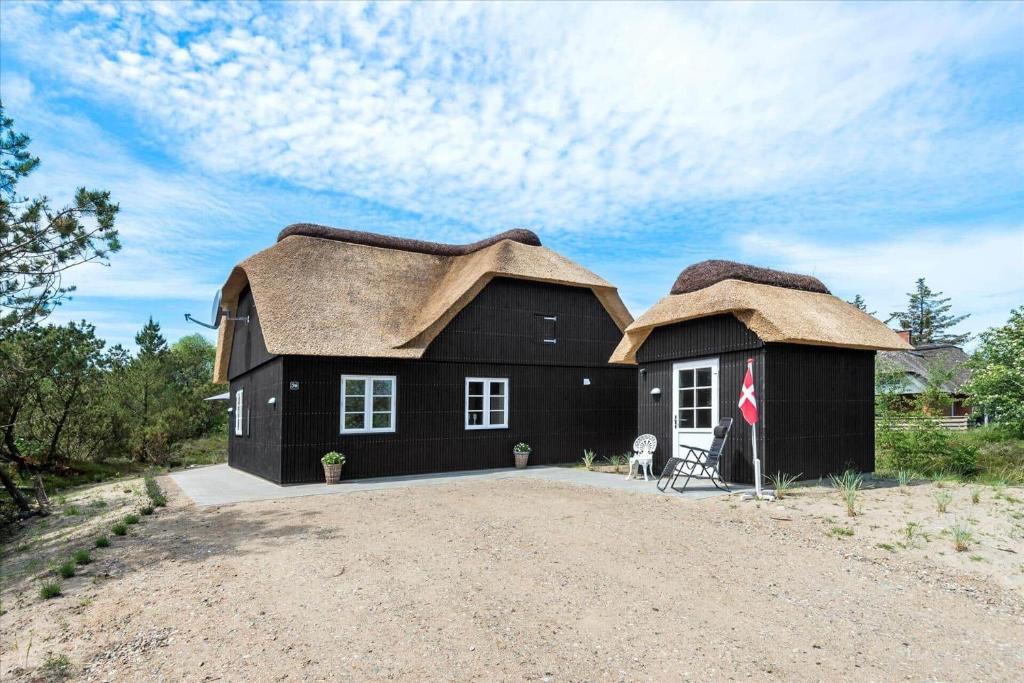 0145-Romo-Hattesvej-36, Kongsmark