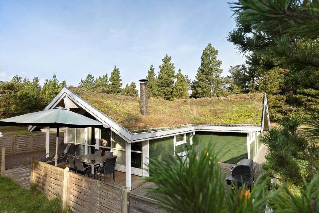 0046-Romo-Trinnesvej-17, Bolilmark