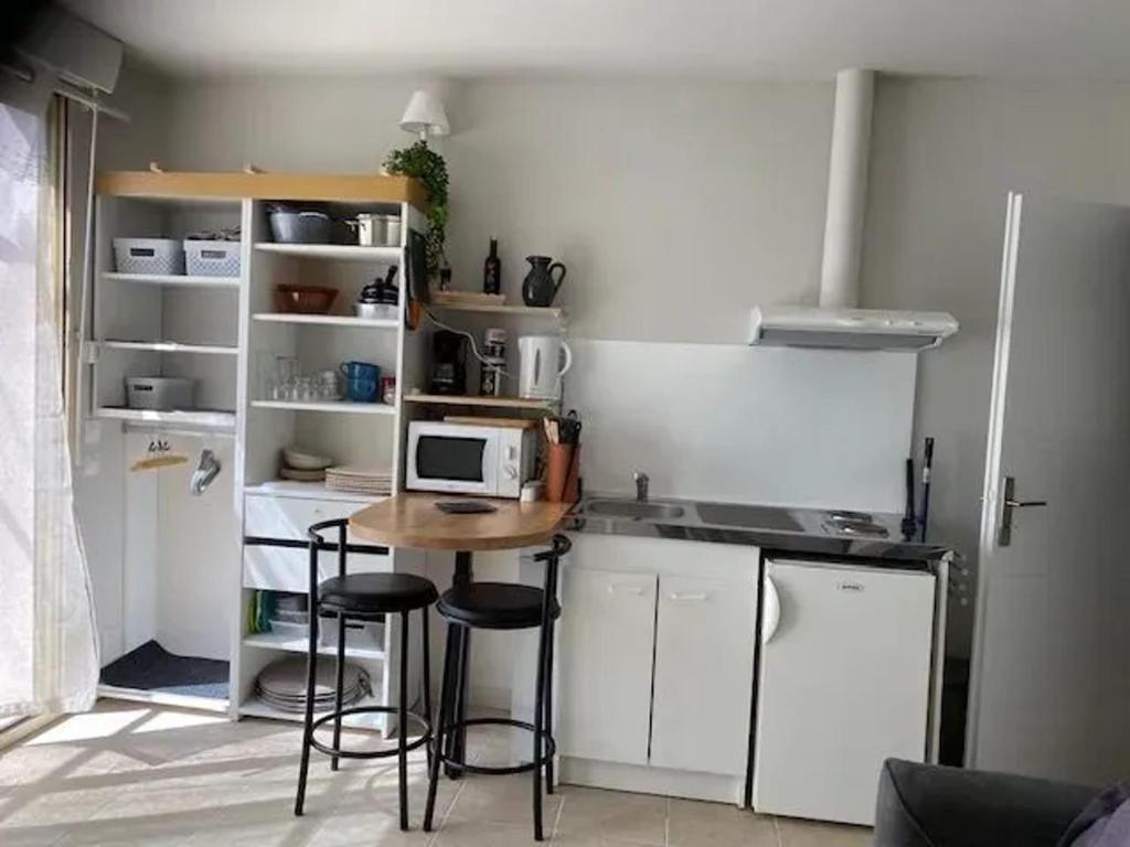 Studio cosy avec jardin à Aigues-Mortes, 25 m² - 4