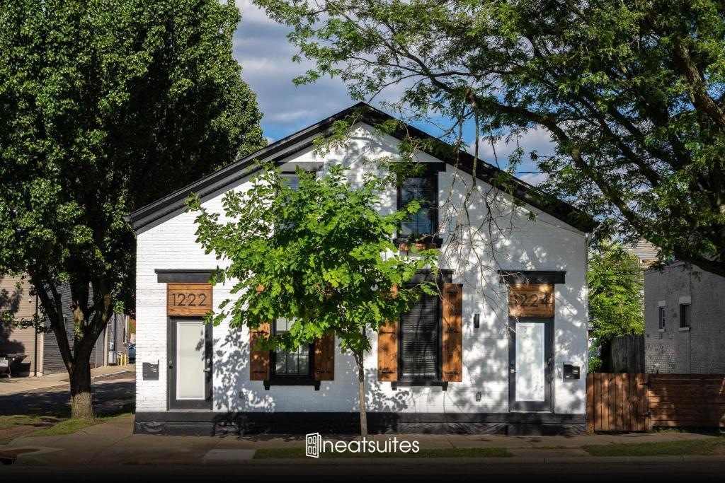 Condo Combo on Lee - 2 in 1, Covington