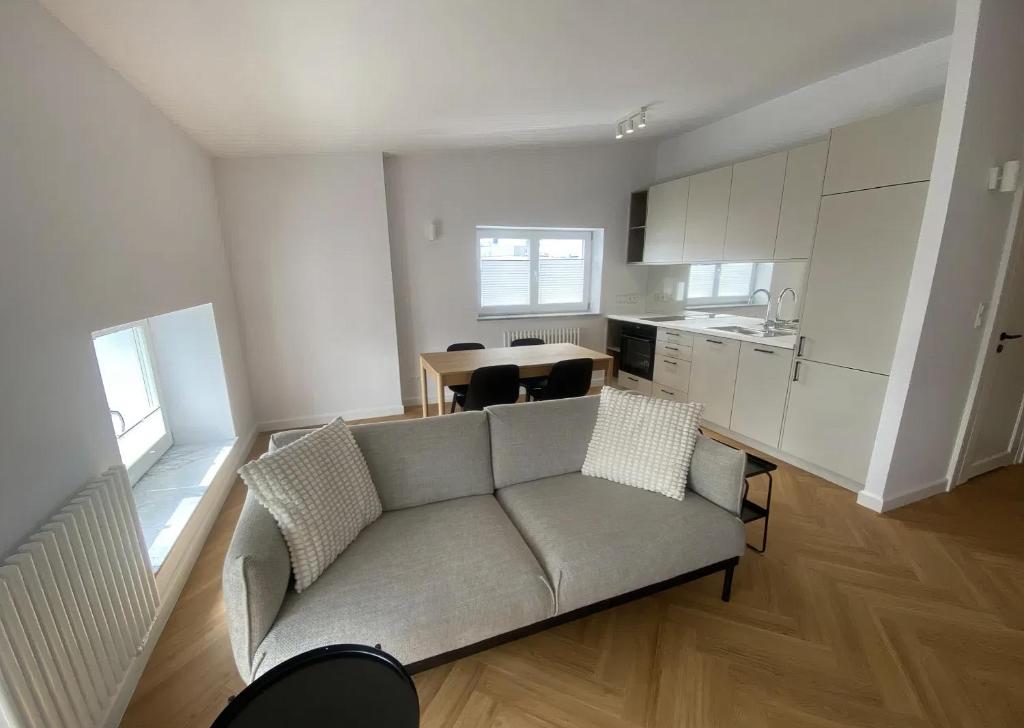 Stalowa Apart, Pruszków