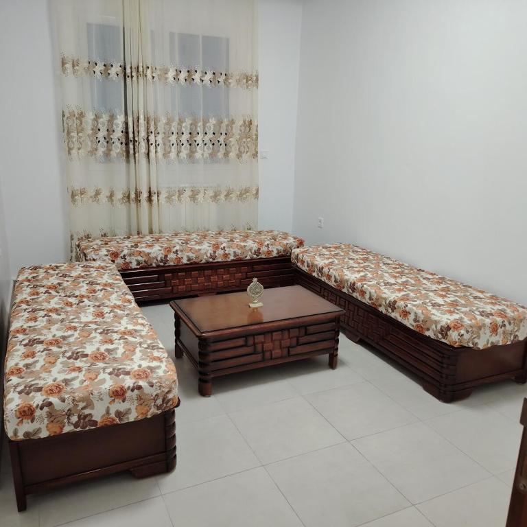 New spacious equipped 3room apartment with garage, Skikda