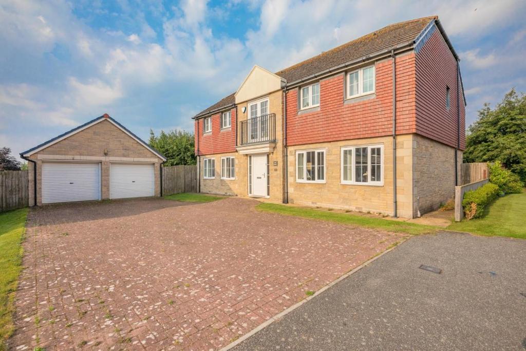 6 Bed in Beadnell oc-p32710, Beadnell