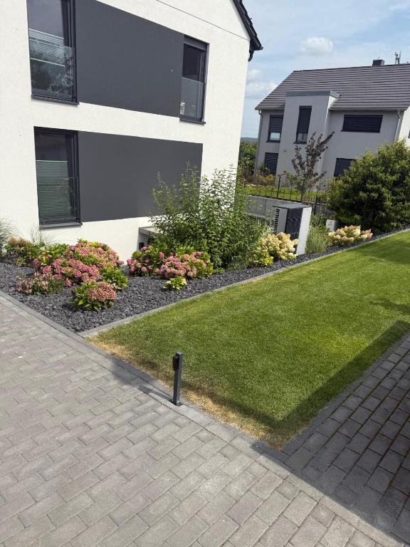 Neue , Schöne 3 Zimmer Wohnung in Dresden, Drážďany