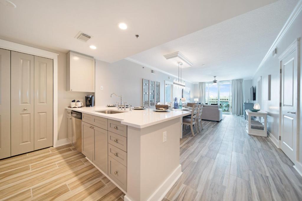 Waterscape A625 - Great Pools - Family Friendly - Free Beach Service, Fort Walton Beach