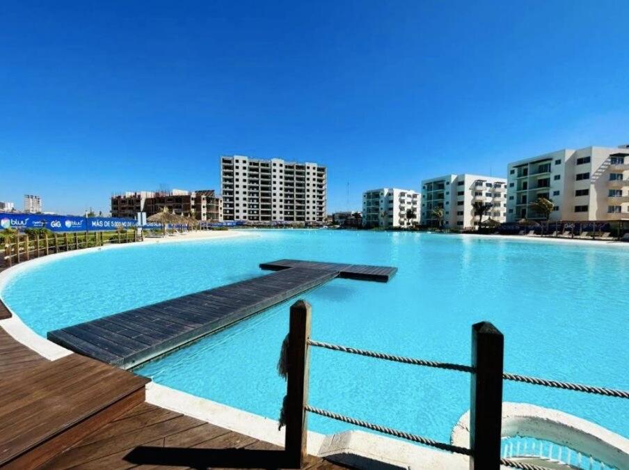 Condominio de Lujo con Laguna artificial y Hermosas Vistas - 5