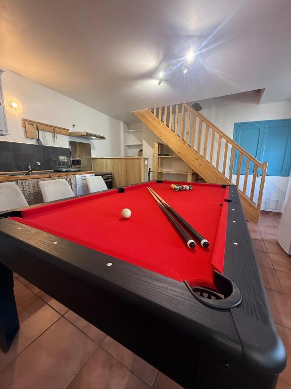 L' Altitude Billard Proche Stations Cols - 2
