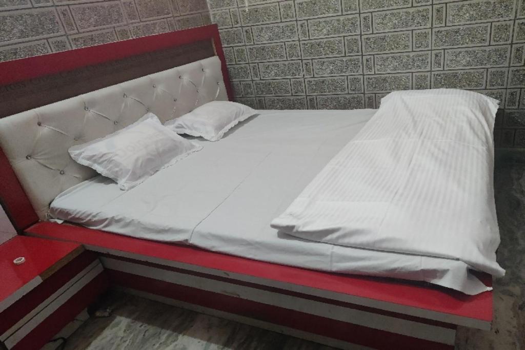 SPOT ON Neelkamal, Gurgaon