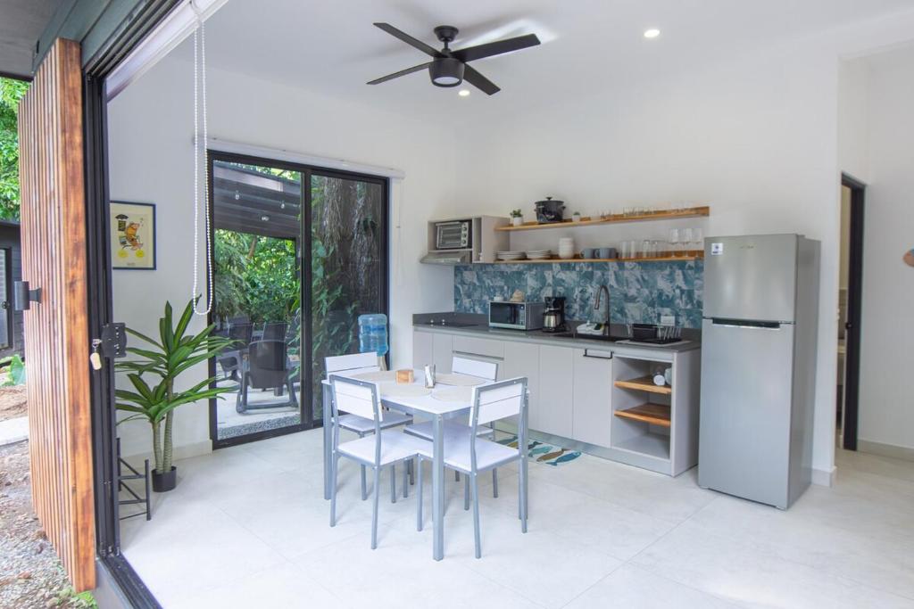 Somnara Espuma de Mar Shared Pool, Punta Uva