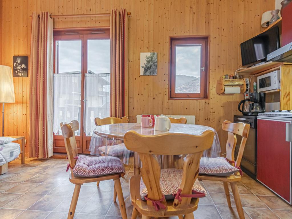 Appartement avec balcon et WIFI, près des pistes - 1
