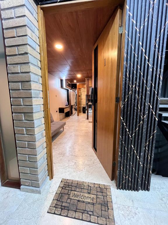 Cozy suite, great area - 5