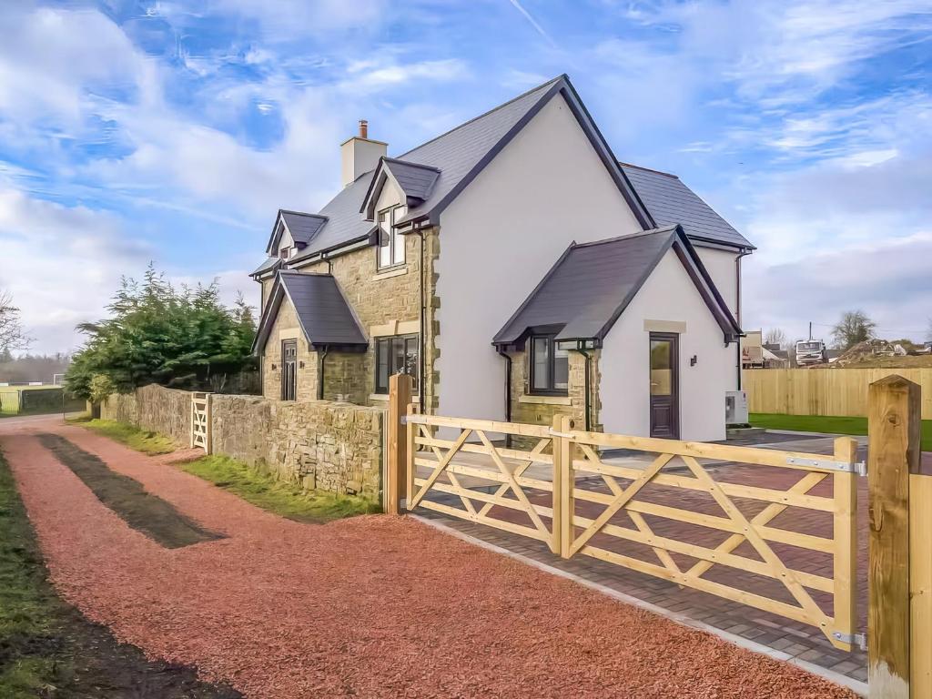 Fern House, Drybrook