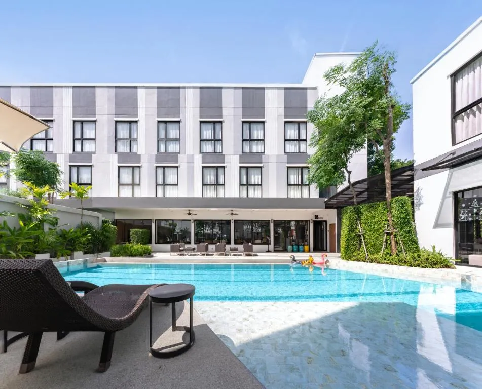 Gate43 Airport Hotel, hotel in Lat Krabang
