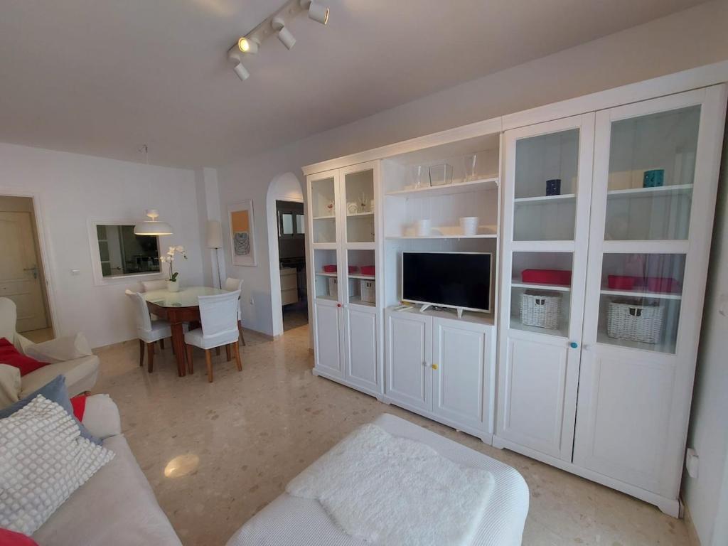APARTAMENTO JUNTO AL MAR Con PARKING - 1