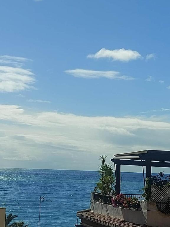 APARTAMENTO JUNTO AL MAR Con PARKING - 4