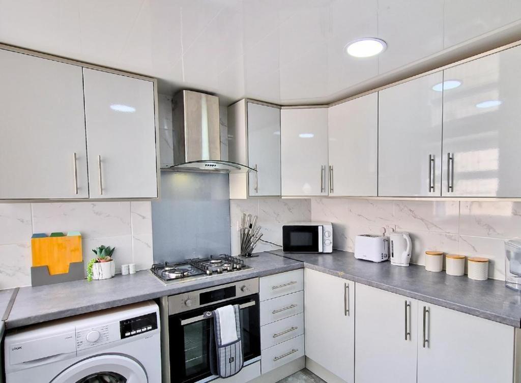 Cleaver House, Burnley