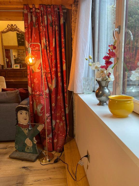 Authentic Canut duplex 110 m2, Croix Rousse metro, Lyon