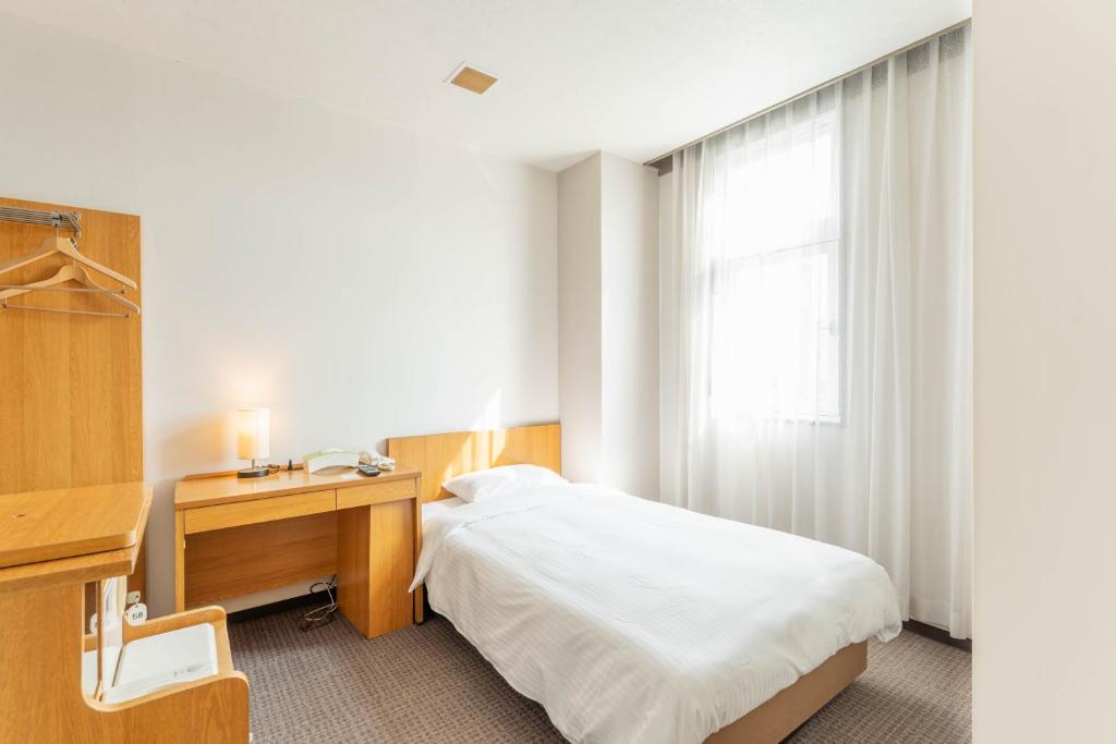 Front Desk-less Fitness Hotel Iroha