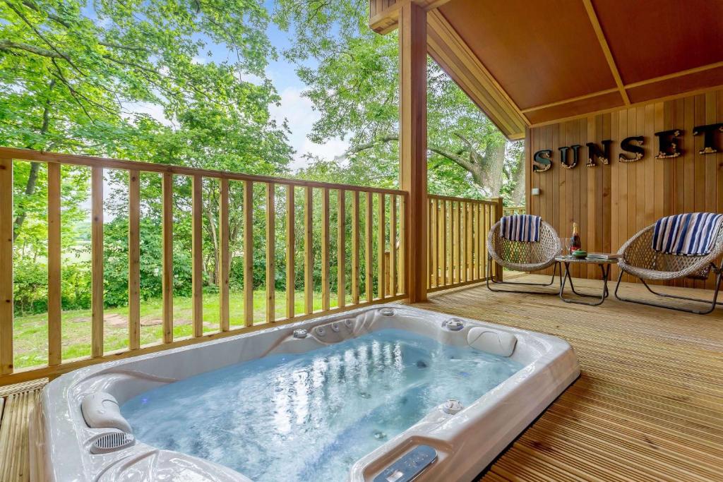 Sunset Lodge, Kingham