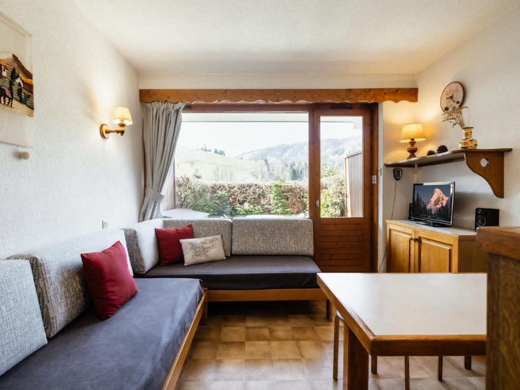 Studio chaleureux, proche pistes et commerces, garage, accepte animaux, terrasse ensoleillée - FR-1-304-26, La Clusaz
