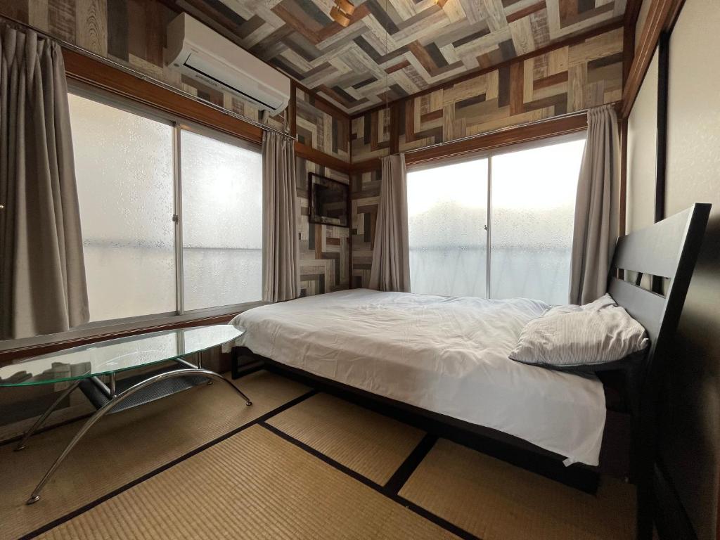 Haneda Artistic House
