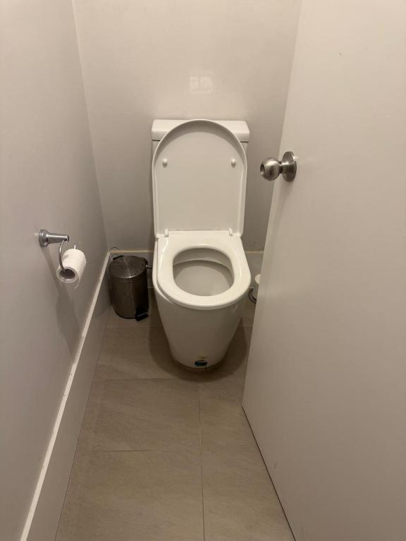 Isabella, Gold Coast