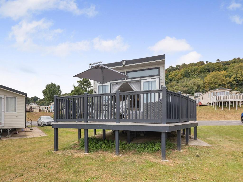 Highgrove Ledge, Pendine